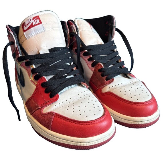 Jordan 1 Retro OG x Marvel High Next Chapter Size 7 Men's - Picture 3 of 13